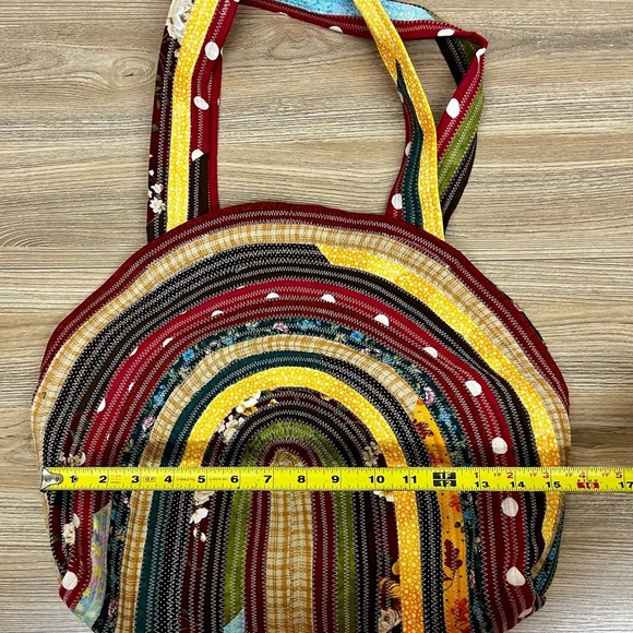 Handmade Multi-Pattern Stitched Somewhere Over the Rainbow Shoulder Bag - Picture 4 of 7
